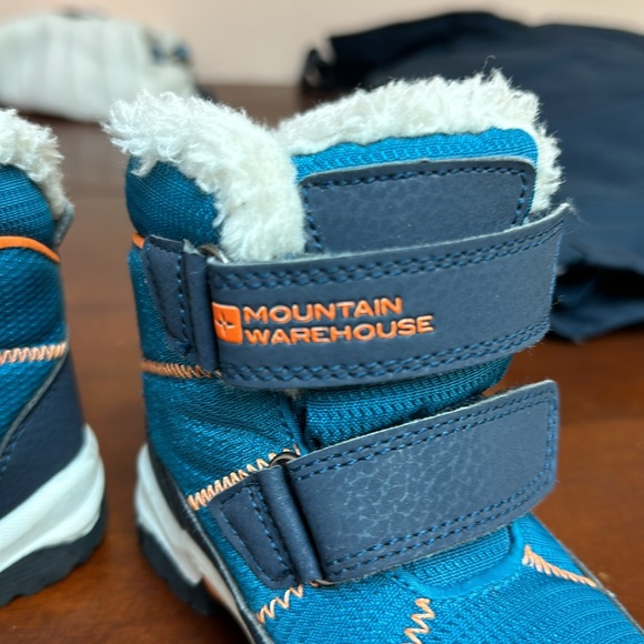Mountain Warehouse winter boots. Boys size 8US toddler - Picture 6 of 7